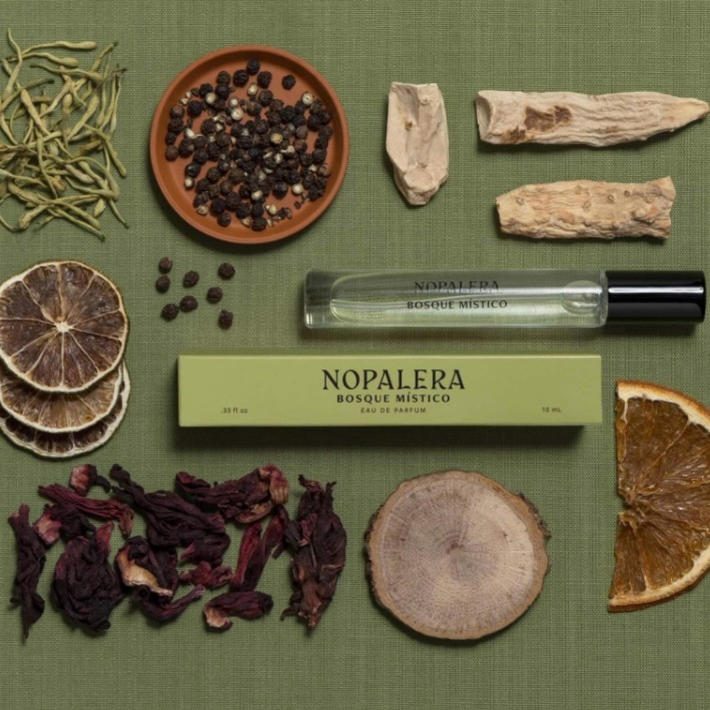Nopalera Bosque Mistico Spray and Hand Cream Set - Picture 6 of 7
